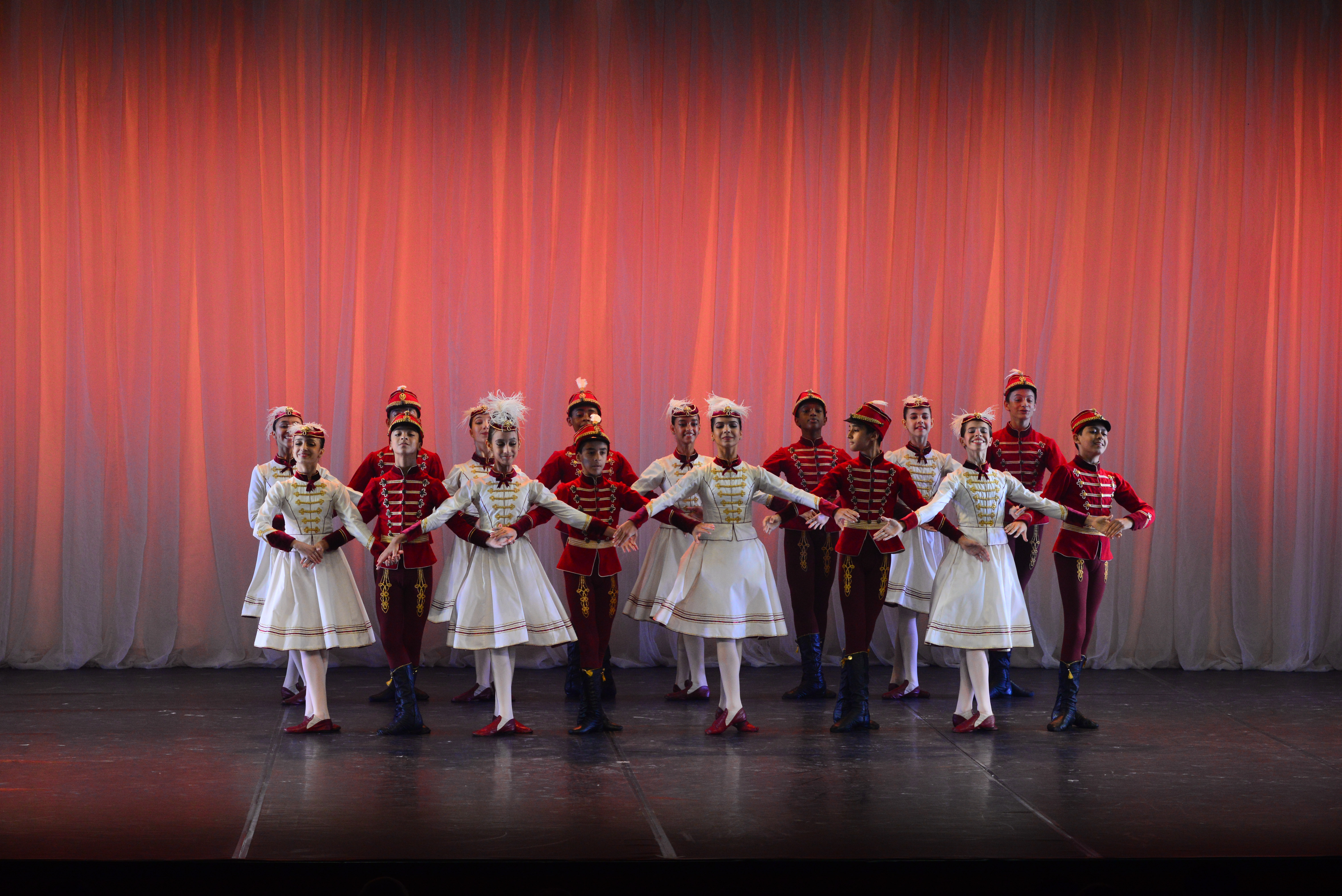Bolshoi realiza Espetáculo em Homenagem aos Amigos do Bolshoi