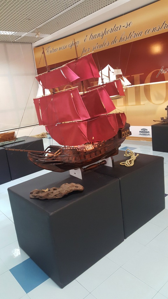 Exposição – miniaturas de barcos